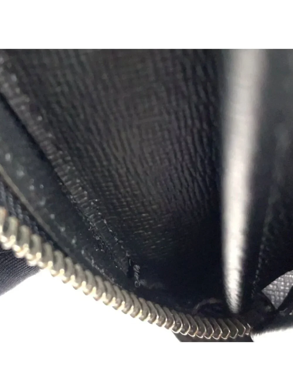 Louis Vuitton Zippy XL Monogram Eclipse Leather Black Round Wallet Gold